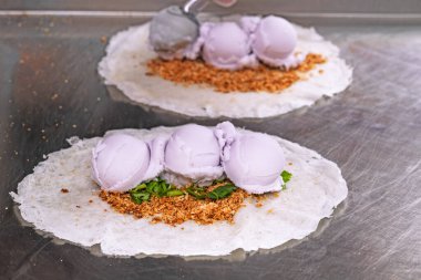 Tayvan sokak yemeği, fıstık dondurması..