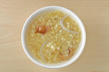 Tayvan tatlısı, Lu-Do-Suan, Mung fasulyesi tatlı çorbası.