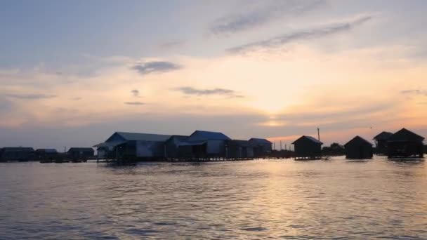 Houses Floating Village Tonle Sap Lake Siem Reap Cambodia — Stock Video