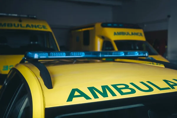 Ambulance Cars Ready Response Emergency Medical Service Station — Stock Photo, Image