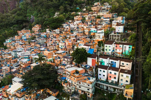 Αεροφωτογραφία Του Favela Dona Marta Slum Στο Βουνό Στο Ρίο — Φωτογραφία Αρχείου