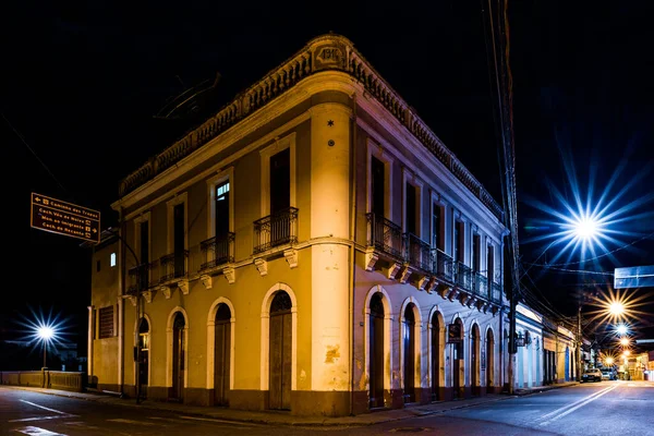 ブラジル サンタ レオポルディナ2022年8月13日 スイス人移民によって設立されたエスピリトサント州の植民地時代の町の歴史的建造物のある通り — ストック写真