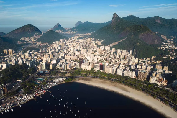 Luchtfoto Van Rio Janeiro Stad Met Bergen Guanabara Bay — Stockfoto