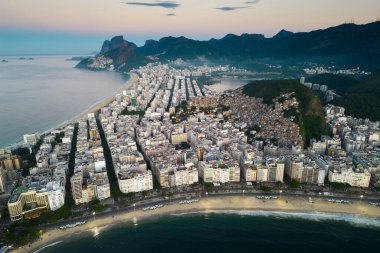 Brezilya Rio de Janeiro 'daki Copacabana Sahili ve Ipanema Bölgesi Hava Görüntüsü