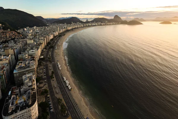 Horizon Rio Janeiro Brezilya Dağda Sugarloaf Ünlü Copacabana Plajı Manzaralı — Stok fotoğraf