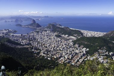 Rio de Janeiro 'nun ünlü manzarası Şekerleme Dağı ile