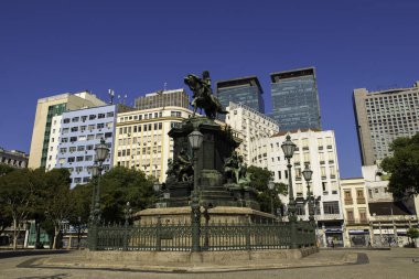 Rio de Janeiro, Brezilya - 16 Temmuz 2023: Rio de Janeiro şehir merkezindeki Tiradentes Meydanı 'nda I. Dom Pedro' nun heykeli.