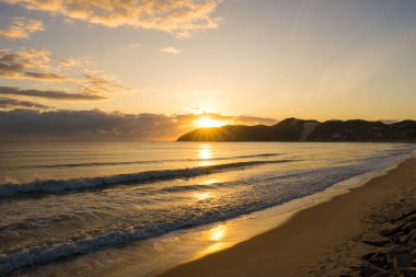 Brezilya 'nın Natal şehrinde Ponta Negra Sahili' nde gün doğumu