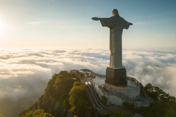 Rio Janeiro Brasil Abril 2024 Vista Dramática Estátua Cristo Redentor Fotos De Bancos De Imagens