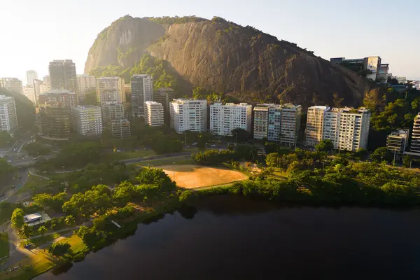 Vue Montagnes Bâtiments Rio Janeiro Autour Lagune Rodrigo Freitas Images De Stock Libres De Droits