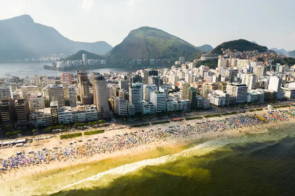 Vue Aérienne Plage Encombrée Ipanema Rio Janeiro Photo De Stock