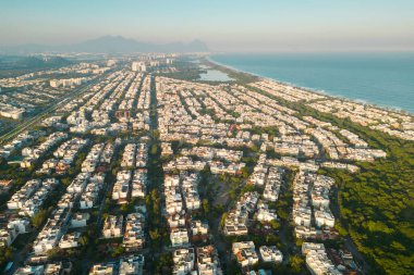 Rio de Janeiro, Brezilya 'daki Residential District Recreio dos Bandeirantes Hava Görüntüsü