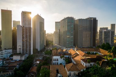 Rio de Janeiro Şehir Merkezi Gündoğumu Skyline Ofis Binaları ve Saint Anthony Manastırı
