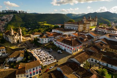 Brezilya 'nın Minas Gerais Eyaleti Dağları' ndaki Tarihi Ouro Preto Kasabası Hava Manzarası