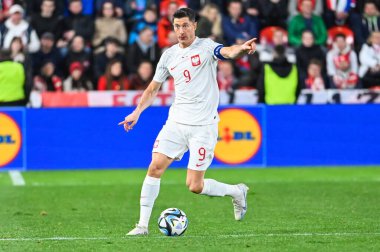 PRAG, CZECH REPUBLIC - 24 Mart 2023: UEFA Euro 2024 elemeleri. Maç Çek Cumhuriyeti - Polonya 3: 1. Aslında Robert Lewandowski.