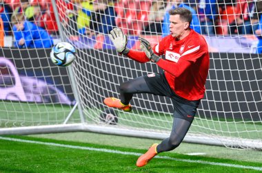 PRAG, CZECH REPUBLIC - 24 Mart 2023: UEFA Euro 2024 elemeleri. Maç Çek Cumhuriyeti - Polonya 3: 1. Kaleci Wojciech Szczesny.