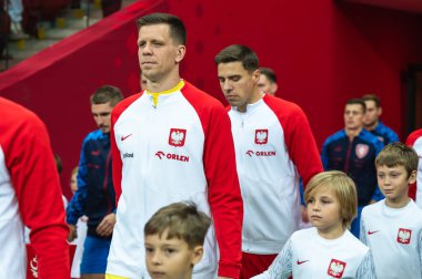 WARsaw, POLAND - 17 Kasım 2023: 2024 UEFA Euro 2024 elemeleri. Polonya - Çek Cumhuriyeti 1: 1. Maçtan önce kaleci Wojciech Szczesny.