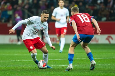 WARsaw, POLAND - 17 Kasım 2023: 2024 UEFA Euro 2024 elemeleri. Polonya - Çek Cumhuriyeti 1: 1. Eylemde Przemyslaw Frankowski.