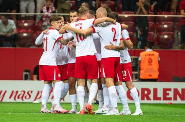 WARsaw, POLAND - 7 Haziran 2024 Polonya - Ukrayna 3: 1. Polonya 'nın Joy takımı gol attıktan sonra.