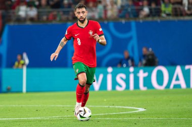 LEIPZIG, GERMANY - 18 Haziran 2024: Euro 2024 Groupe F maçı Portekiz - Çek 2: 1. Aslında Bruno Fernandes.