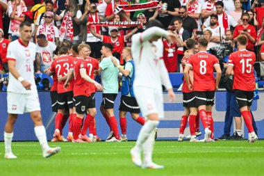 BERLİN, GERMANY - 21 Haziran 2024: Euro 2024 Grup D maçı Polonya - Avusturya 1: 3. Avusturya takımı gol sonrası sevinç içinde.