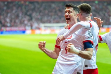 SAVAŞ, POLAND - 21 Mart 2025 FIFA 2026 elemeleri. Polonya - Litvanya 1: 0. Joy Robert Lewandowski gol attıktan sonra.