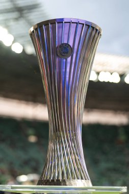 WROCLAW, POLAND - 28 Mayıs 2025 UEFA Konferans Ligi Final Maçı Real Betis - Chelsea. Kupa..