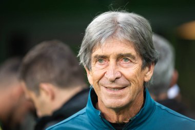 WROCLAW, POLAND - 28 Mayıs 2025: UEFA Konferans Ligi Final Maçı Real Betis - Chelsea 1: 4. Manuel Pellegrini Betis 'in baş antrenörü..