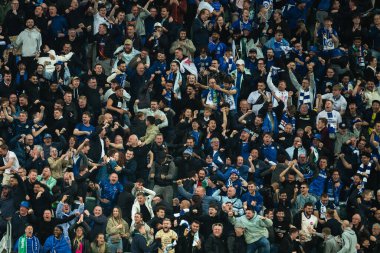 WROCLAW, POLAND - 28 Mayıs 2025 UEFA Konferans Ligi Final Maçı Real Betis - Chelsea. Chelsea 'nin Joy taraftarları gol attıktan sonra.