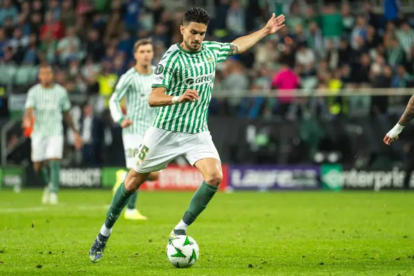 WROCLAW, POLAND - 28 Mayıs 2025 UEFA Konferans Ligi Final Maçı Real Betis - Chelsea. Marc Bartra.