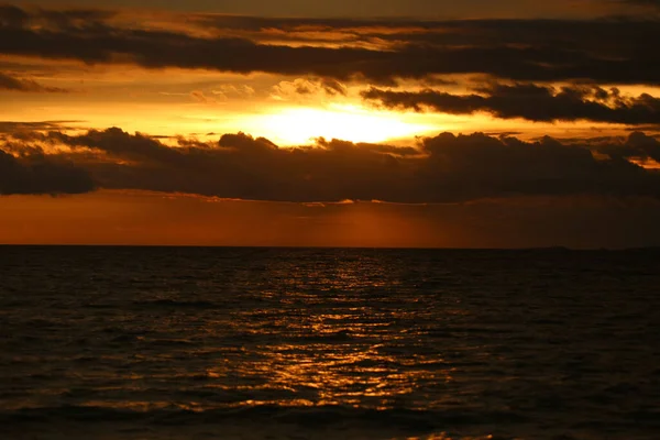 Solnedgång Havet Och Moln Mörk Färgbild Kusten Thailand Tropisk — Stockfoto
