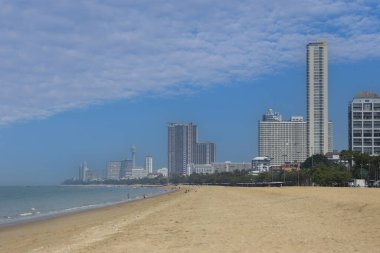 Şehir manzarası ve Pattaya Jomtien plajı, Tayland 'da popüler turistik yerler..