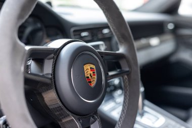 Slovenya, Ljubljana - 27 Ekim 2022: Porsche GT2RS içişleri