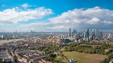Hava panoramik silueti Finans Bölgesi Londra, şehir manzarası.