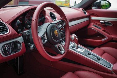 Slovenya, Ljubljana - 31 Ağustos 2023: Porsche Boxster 25 spor araba