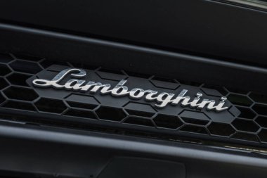 Slovenya, Ljubljana - 4 Haziran 2024: Lamborghini Huracan Sterrato lüks spor otomobil