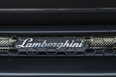 Slovenya, Ljubljana - 4 Haziran 2024: Lamborghini Huracan Sterrato lüks spor otomobil