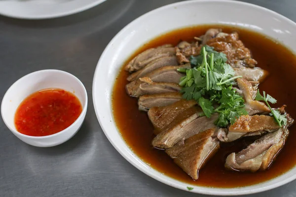 Soya Soslu Baharatlı Buğulanmış Ördek Tayland Mutfağı Asya Yemeği Stili — Stok fotoğraf