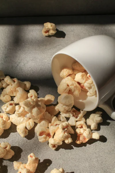Popcorn White Bowl Grey Background Sunlight Shadow Movie Party Night — Stock Photo, Image
