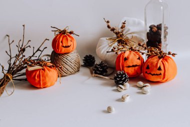 Halloween pumpkins bir tablo