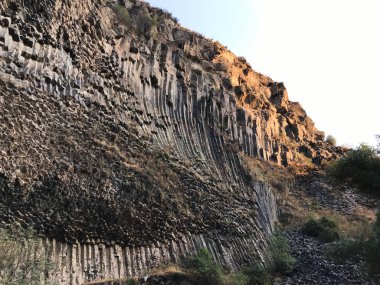 Ermenistan 'daki bazalt sütun mağarası, arkaplan, duvar, kaya, taş, jeoloji, volkanik, yüksek kalite
