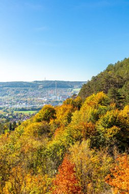 Küçük Sonbahar, Jena - Thüringen - Almanya topraklarında yürür.
