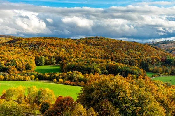 Malá Podzimní Procházka Krásnou Parkovou Krajinou Bad Liebenstein Durynsko Německo — Stock fotografie
