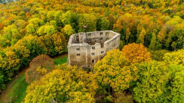 Bad Liebenstein - Thüringen - Almanya yakınlarındaki güzel park manzarasında küçük bir sonbahar yürüyüşü.