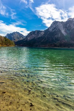 Fssen-Bavyera yakınlarındaki Allgu 'da küçük sonbahar yürüyüşü - Almanya