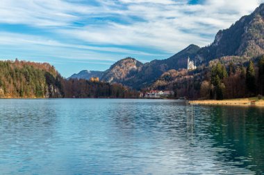 Fssen-Bavyera yakınlarındaki Allgu 'da küçük sonbahar yürüyüşü - Almanya