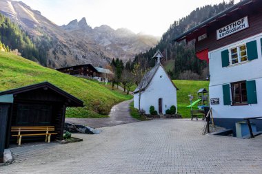 Oberstdorf-Bavyera yakınlarındaki Allgu 'da küçük bir sonbahar yürüyüşü - Almanya