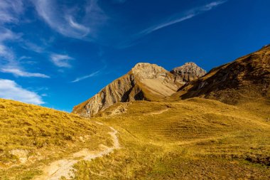 Oberstdorf-Bavyera yakınlarındaki Allgu 'da küçük bir sonbahar yürüyüşü - Almanya