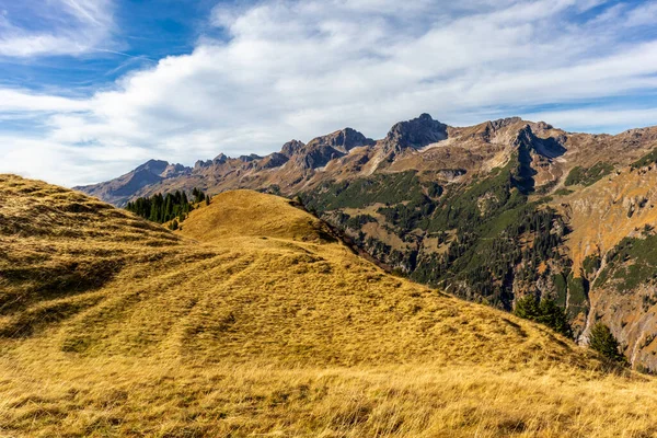 stock image Small autumn hike through the beautiful landscape in the Allgu near Oberstdorf - Bavaria - Germany