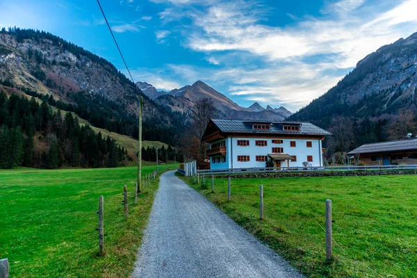 Kleine Herfstwandeling Door Het Prachtige Landschap Allgu Bij Oberstdorf Beieren — Stockfoto